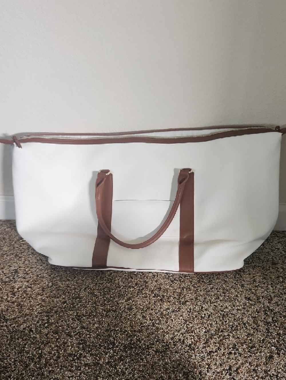Mark & Graham White Tote with Brown Trim - Picture 4 of 11